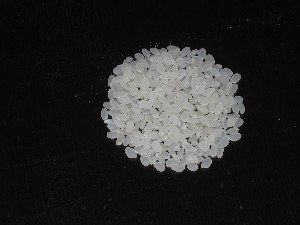 一般の化成肥料を使ったお米は白い